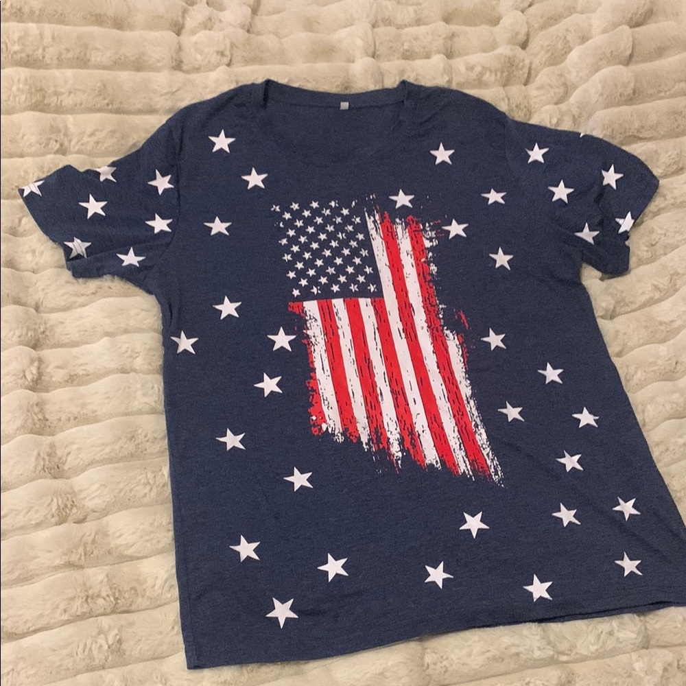 Blue and White Short Sleeve Tee with American Flag Design